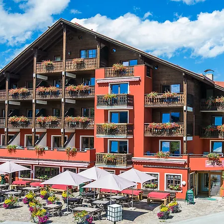 מלון Hocheder 4*